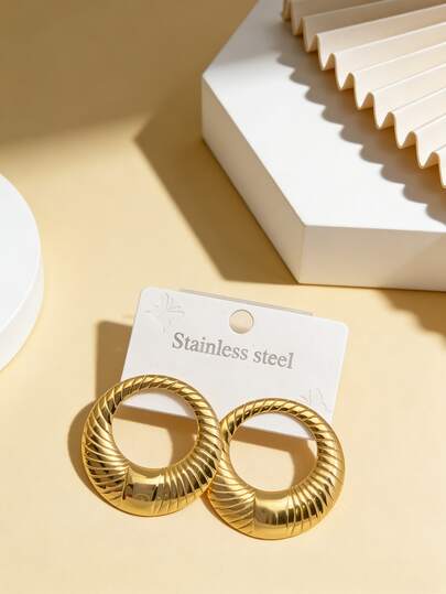 The Lady's Gold Textured Earrings, The Lady's Thick Gold Earrings, The Simple Textured Large Thick Earrings, The Pendant Earrings, The Lightweight Declaration-Style Round Earrings, The Thick Golden Metal Earrings, The Engagement Earrings, The Stainless Steel Pendant Earrings, Low Allergy, Nickel-Free Lady's Retro Exaggerated Style Earrings