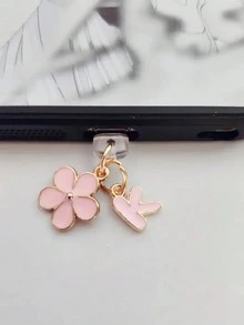 二合一粉色樱花+26字母智能手机充电口防尘塞，精致少女清新甜美可爱时尚合金吊坠，智能手机平板电脑耳机Kindle充电口装饰配件，硅胶透明防尘塞，适合作为小礼物，防水防潮充电口礼物，送给妈妈、家人、朋友，生日、节日手机配件手机挂饰 - 粉色 - 查看 6