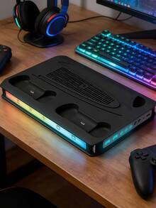 P5/P5 Digital/P5 Pro/Slim 游戏机散热底座 - 双手柄快速充电底座，配备三速涡轮风扇、9 种模式 RGB LED 灯、游戏光盘收纳、耳机支架、DIY 定制设计、安全螺丝固定、垂直支架和游戏设备整理器。是游戏机的理想电子配件，也是送给游戏玩家和男士的绝佳玩具和圣诞礼物。 - 彩色 - 查看 1