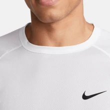 Nike Dri-Fit SS23 As M Nk Df Uv Hyverse Ss運動透氣休閒圓領短袖 - 白色 - 查看 5
