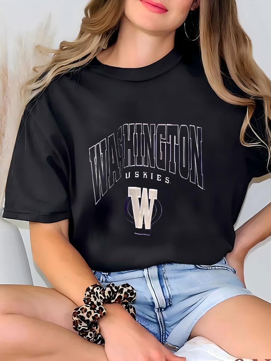 Womens Vintage Washington Huskies Hoodie T-Shirt - Black - View 1