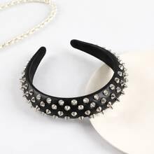 女士铆钉皮革发箍，朋克摇滚风格，银色金属铆钉点缀，Y2K哥特风发饰，适合音乐节、派对、街头服饰、角色扮演等场合，可作发带或头饰。 - 彩色 - 查看 7