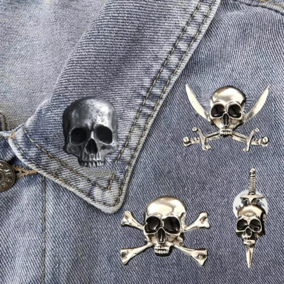4pcs/Set Vintage Skull Head Brooch, Gothic Style Backpack Badge, Rock Band Skull Decor Pins, Brand Gift