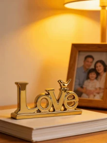 1 PC Retro European Style Gold And Silver Foil LOVE Letter Ornament, Made Of Resin And Adorned With Gold And Silver Foil. A Vintage Desktop Ornament, Perfect For Holiday Celebrations And Home Decorations. Ideal For Winter, Home Decor, Weddings, Parties, Valentine's Day, And Birthdays. - Multicolor - View 2