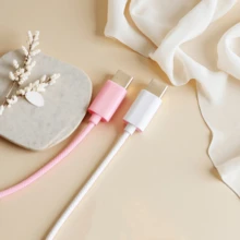 1个全新粉白数码智能可选耳机，完全兼容Type-C接口，可选全入耳式DIY可爱兔子饰品有线耳机，带音量调节功能、内置麦克风、高清通话手机耳机、音乐耳机、学生耳机，兼容苹果、OPPO、vivo、荣耀、华为等手机。 - 均碼 - 查看 6