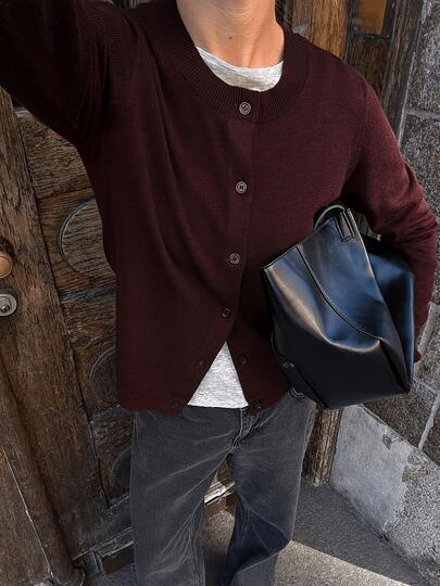 女士优雅休闲针织开衫，简约法式风格上衣，纯色圆领单排扣针织开衫，时尚简约通勤装，宽松优雅显瘦百搭，女士街头时尚