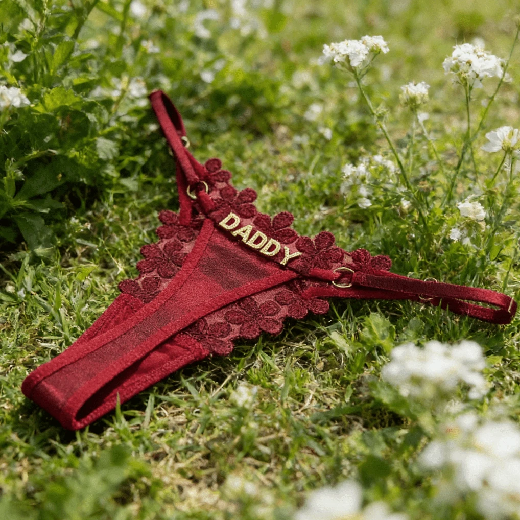 Custom Thong G-Strings With Charms Name Personalized Charm Thong With Any Name Custom Thong Couple Gift Fashionable, Colorful, Funny Unique, Customized Finds Gift, Personalized Gifts For Women, Lingerie, Winter Fashion, Panties, Underwear, Thongs Ideal Gifts For Her Family, Friends, For Winter, For Fall/Autumn, For Holiday, Rave,Chic Autumn,Enchanted Romance Gown,Bridallingerie - 勃根地-1 - 查看 1