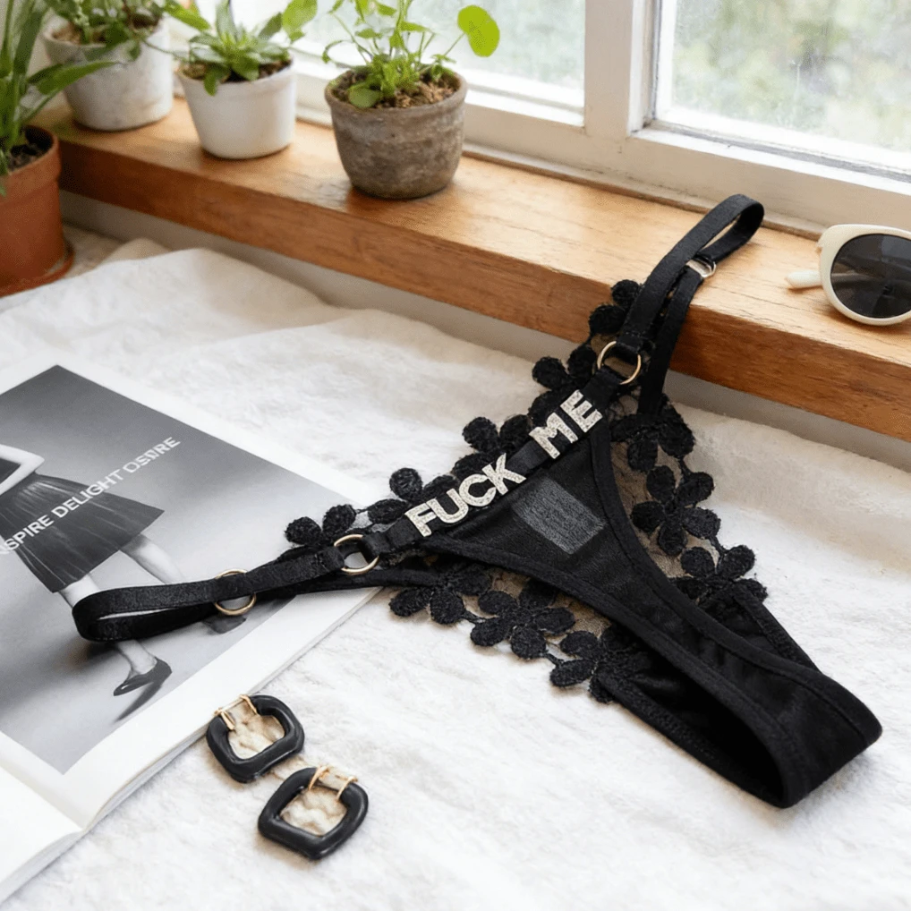 Custom Thong G-Strings With Charms Name Personalized Charm Thong With Any Name Custom Thong Couple Gift Fashionable, Colorful, Funny Unique, Customized Finds Gift, Personalized Gifts For Women, Lingerie, Winter Fashion, Panties, Underwear, Thongs Ideal Gifts For Her Family, Friends, For Winter, For Fall/Autumn, For Holiday, Rave,Chic Autumn,Enchanted Romance Gown,Bridallingerie - 黑色 - 查看 1