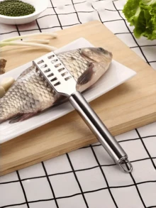 1pc Stainless Steel Fish Scaler, Serrated Edge Fish Descaler, Multi-Functional Stainless Steel Fish Scaler Cleaning Tool For Kitchen, Efficient And Quick Fish Cleaning Tool, Durable And Easy To Clean, Suitable For Kitchen Use (Random Color/Pattern) - Silver - View 14
