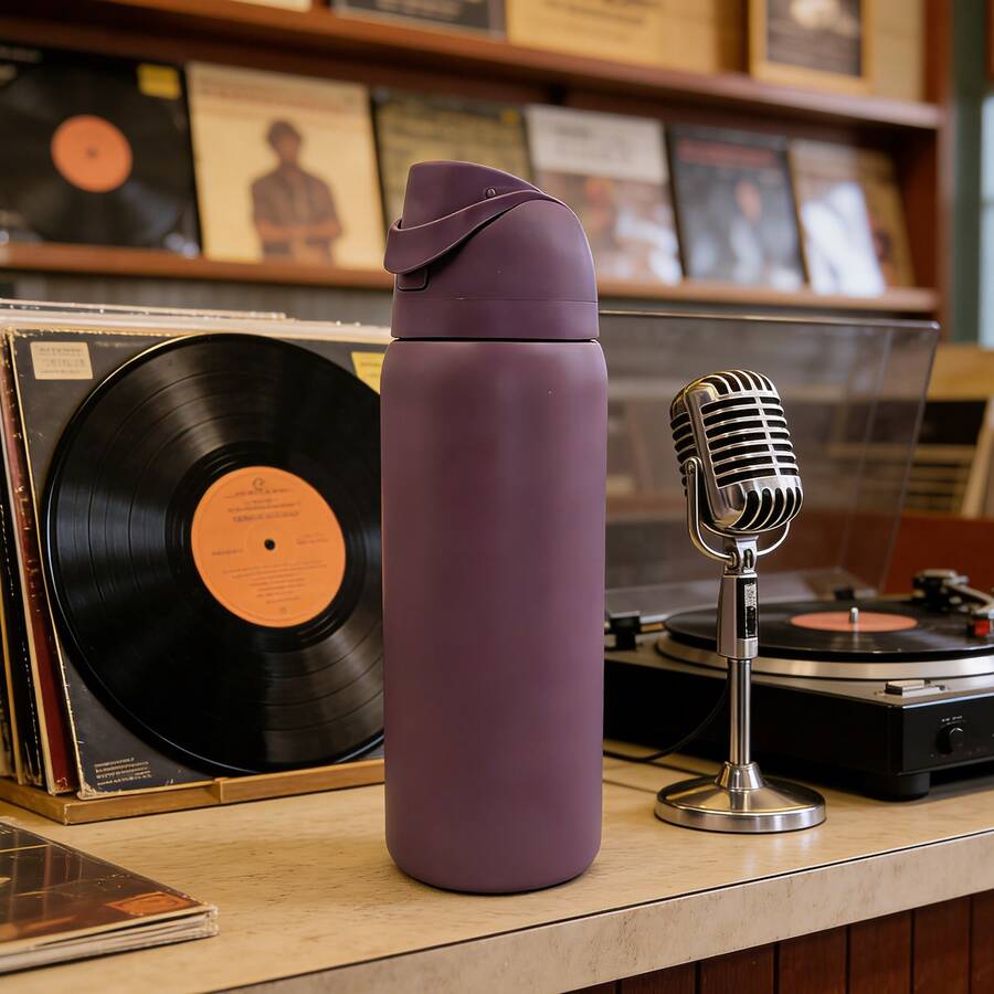 Owa Laa Dark Purple Large Capacity Stainless Steel Water Bottle,32oz/945ml,With A Straw,Exquisite Appearance,Keeps Drinks Hot Or Cold,Can Hold Iced Drinks And Water,Suitable For Leisure,Work,Sports,Indoors And Outdoors,Suitable For Students And Office Workers,As A Gift,Valentine's Day - 紫色 - 查看 1
