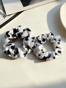 1pc Black & White Cow Print Hair Scrunchie, Suitable For Everyday Wear Head Accessories