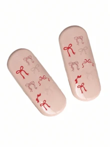 时尚印花眼镜盒 | 红粉蝴蝶结图案眼镜收纳盒 | 防水防污塑料太阳镜架 | 轻便耐用多功能收纳盒，可收纳眼镜、数据线、钥匙、笔和便签本 | 方便携带，适合购物、旅行、约会、工作、上学和宿舍 | 送给爱人、朋友、家人和老师的完美礼物 | 返校季、生日和节日的理想之选