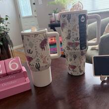 NEW HydroJug Traveler - 32 Oz 40 Oz Water Bottle With Handle & Flip Straw - Fits In Cup Holder, Leak Resistant Tumbler-Reusable Insulated Stainless Steel & Rubber Base - Gifts For Women & Men, - Rodeo - Xem 11