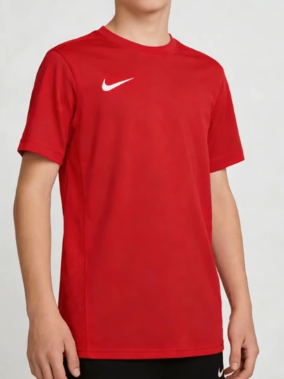 Nike 宽松短袖T恤，纯色设计，适合青少年，室内外运动皆宜