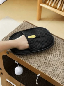 Pet Hair Combs & Brushes