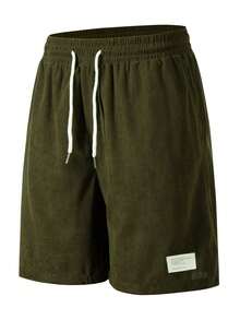 男士休闲运动短裤，灯芯绒面料，抽绳腰带设计，适合搭配运动短袖衬衫进行户外活动