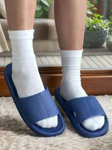 New Fashionable Minimalist Men's Slippers, Suitable For Casual Daily Wear, Versatile And Practical. Thick Sole, Breathable And Soft, Comfortable To Wear. Made Of EVA Material, Anti-Bacterial, Quick-Drying And Super Shock-Absorbing. Suitable For Beach, Outdoor, Indoor, Bedroom, Bathroom And Other Occasions, Stylish Slippers For Men And Couples, Also Can Be Used As Bathroom Slippers. - Multicolor - View 4