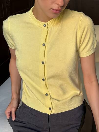 Cárdigan de punto de cuello redondo y manga corta elegante para mujer, top de punto casual y versátil, diseño de un solo botonadura de unicolor, moda callejera para damas, elegante minimalista para ir al trabajo, primavera/verano