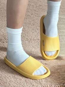 New Fashionable Minimalist Men's Slippers, Suitable For Casual Daily Wear, Versatile And Practical. Thick Sole, Breathable And Soft, Comfortable To Wear. Made Of EVA Material, Anti-Bacterial, Quick-Drying And Super Shock-Absorbing. Suitable For Beach, Outdoor, Indoor, Bedroom, Bathroom And Other Occasions, Stylish Slippers For Men And Couples, Also Can Be Used As Bathroom Slippers. - Multicolor - View 12