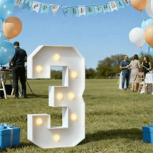 28.74 英寸 LED 发光字母 A-Z - 易于组装，电池供电，是生日、求婚、婚礼、活动的理想之选 - 暖光