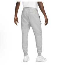Nike Unisex Tech-Inspired Zip Hoodie & Jogger, Slim Fit Tapered Tracksuit With Cozy Lining, No Shrinkage, Effortless Streetwear Graphic Outerwear For Men & Women Sweatpants - Quần nỉ xám - Xem 5