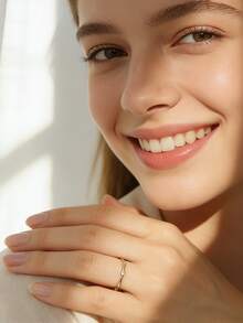 Charm-In Nhẫn bản rộng mạ vàng với họa tiết bất thường và điểm xuyết đá CZ, phụ kiện phong cách tối giản sang trọng độc đáo, phù hợp để đeo hàng ngày/đi làm/hẹn hò/dự tiệc, món quà lý tưởng cho bạn gái/bạn thân/sinh nhật/lễ hội. - Vàng - Xem 2