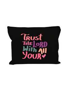 这款“信赖上帝”化妆包——米色涤纶旅行收纳包，印有“信赖上帝”字样，男女皆宜，容量大。是旅行、度假、出差、健身、露营以及其他场合的理想之选，也适合夏季出行、返校、大学生活、旅行、化妆等各种场合。 - 彩色 - 查看 13