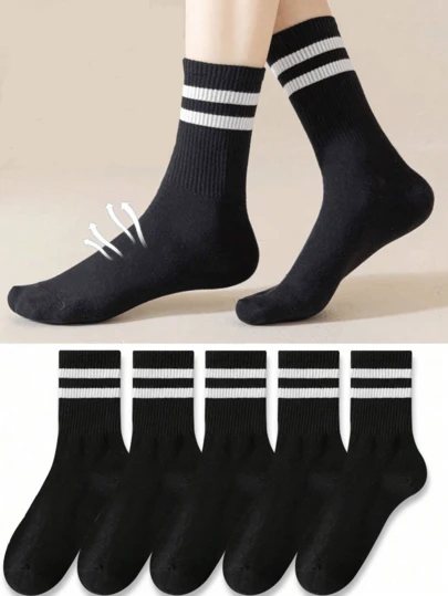 1/3 双装男女通用纯棉休闲船袜，白色，简约设计，透气网眼细节，吸湿排汗，柔软顺滑，适合度假、运动、休闲、商务穿着，四季皆宜。