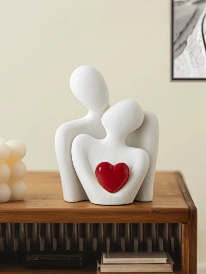 1pc Gold-Plated Heart-Shaped Abstract Art Decor, Couple Embracing Ornament, Suitable For Home, Bedroom, Office And Student Spaces, Ideal Gift For Spring, Christmas Decoration, Storage, Wedding Decoration, Home Decor, Jewelry Storage, Party Decoration