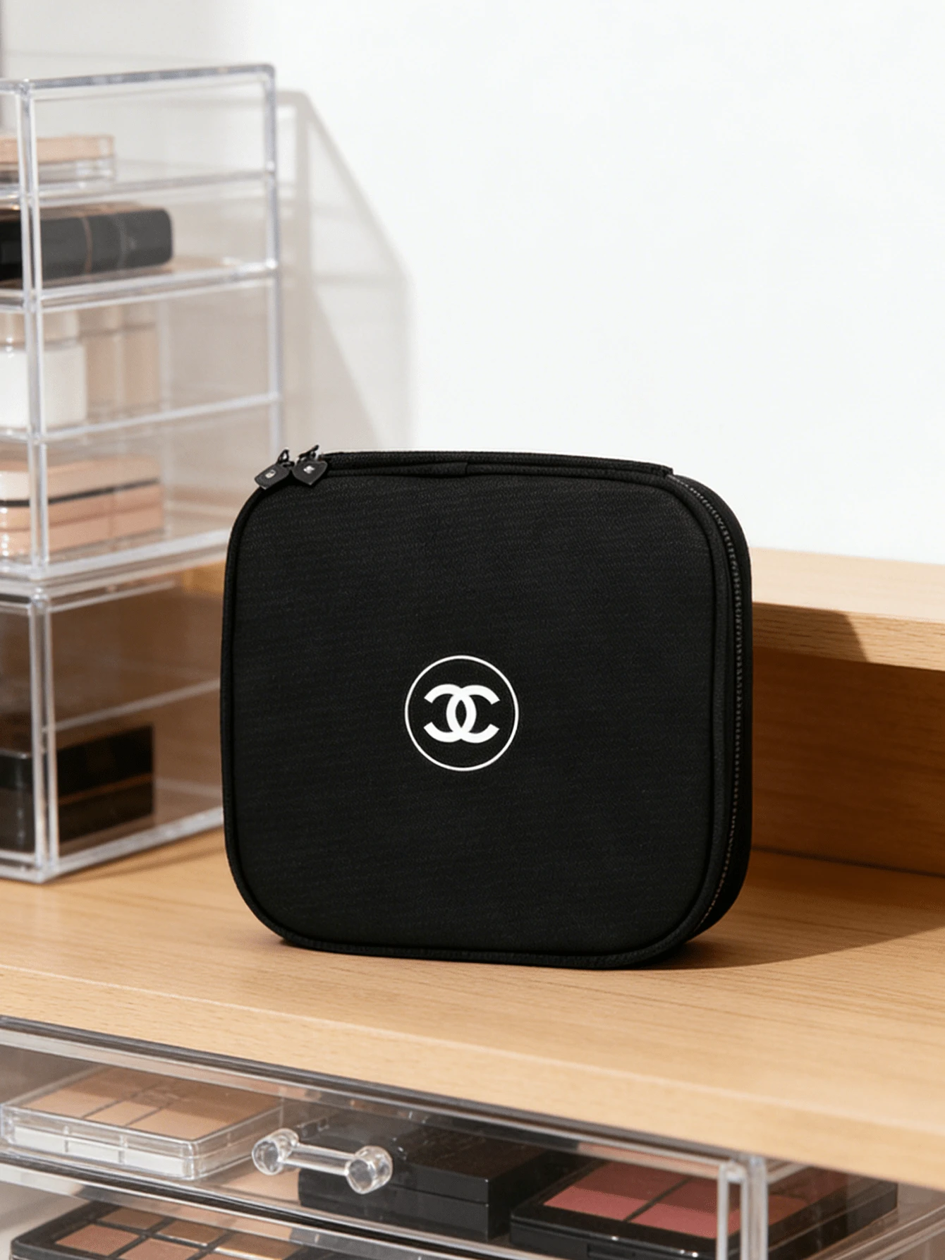 CHANEL Túi đựng mỹ phẩm 2 trong 1, túi vải màu đen có nắp gương và ngăn chứa đồ, khóa kéo. - màu đen - Xem 1