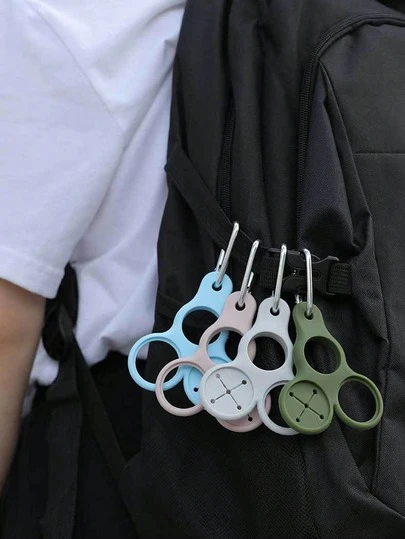 Clip de silicona de 3 agujeros para botella de agua, gancho de silicona portátil, unisex, soporte para botella de agua de camping al aire libre, adecuado para botellas de agua, mochilas, senderismo, viajes, accesorios de camping, accesorios de mochila, artículos de viaje esenciales