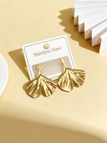 Lady's Golden Ginkgo Leaf Stud Earrings, Lady's Youthful Style Thick Gold Large Leaf Earrings, Leaf Earrings, Fish Tail 18K Gold Plated Pendant Earrings, Thick Gold Metal Earrings, Engagement Earrings - Multicolor - View 2