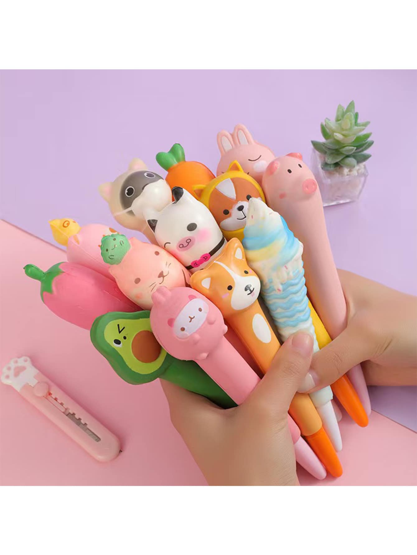 卡通减压挤压圆珠笔，0.5mm软橡胶动物造型减压笔，学生考试练习笔，文具。动物造型减压笔，慢回弹挤压圆珠笔，ins风，高性价比学生书写签名笔，高性价比减压挤压笔，水果动物造型软橡胶圆珠笔，学生文具奖品。 - 黑色 - 查看 1