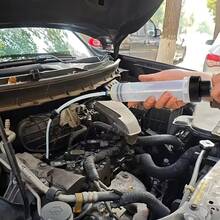 200/500ml Automotive Brake And Transmission Fluid Dual Purpose Manual Oil Pump - A Portable Handheld Tool With An Ergonomic Handle, Durable Plastic Structure, Easy-To-Use Automotive Maintenance And Repair Design, And Automotive Repair Parts Oil Pump - A - View 6