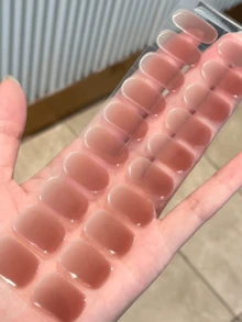 Emi UV凝胶美甲贴纸，透明底胶，20片/包，需配合UV灯使用，沙龙品质，持久耐用，ES20跨境批发，与红皮书美甲贴纸相同 - 摩卡棕 - 查看 6