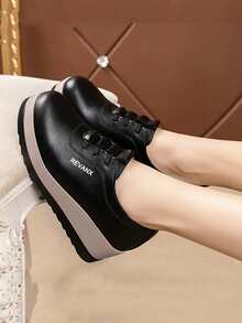 Women's Platform Slip-On Sneakers, Casual Sports Shoes With Thick Soles, Lightweight Non-Slip Durable Soles, Black And Beige Casual Shoes, Comfortable Shoes For All Seasons, Suitable For Long-Time Standing And Walking, Versatile Design For Mothers, Young Women, Students, Etc. - Black - View 13
