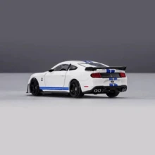 Bburago 1:64 2020 福特野马 Shelby GT500 白色合金模型车 - 白色 - 查看 5
