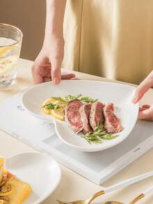 1pc Heart-Shaped Ceramic Tableware, High-Quality Asymmetric White Porcelain Beautiful Bowl, Dessert/Cake Plate, Yogurt & Oatmeal Bowl, Elegant Serving Dishware For Guests, Suitable For Valentine's Day Dates, Cafes, Cake Shops, Birthday Parties, And Other Occasions - Multicolor - View 4