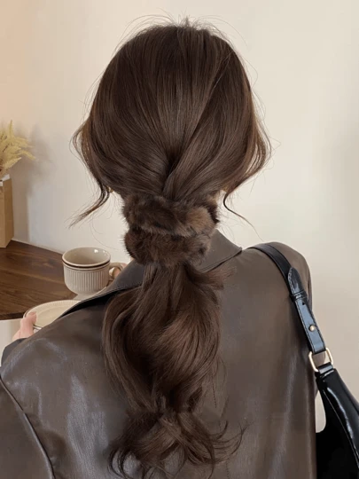 1个秋冬季毛绒豹纹发圈，高弹力大号发绳，适用于马尾辫和丸子头，发圈发饰，弹性发带，美发家居饰品