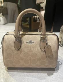 Coach Women's Crossbody Bag Rowan Satchel Bag In Blocked Signature Canvas Bags For Women All Over Print Multiple Usage Handbag,Crossbody Bag For Ladies,Perfect Gift For Her,Birthday,Valentine's Day,Suitable For Travel Shopping Business - Sand Taupe - 查看 3