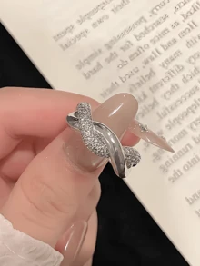 Bộ 5 chiếc nhẫn hình trái tim đan chéo bất đối xứng hình học thanh lịch, đính đá Cubic Zirconia lấp lánh, phù hợp cho nữ giới đeo hàng ngày, đi làm, dự tiệc, đám cưới (Không kèm hộp quà). - Bạc - Xem 11