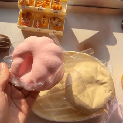 Latest Trending New Wooden Ice Cream Slow Rebound Toy, Bread Squeeze Stress Relief Squishy Toy, Similar To Sanfu Brand - Birthday Gift, Christmas Gift, Party Gift, Best Gift, Easter Gift