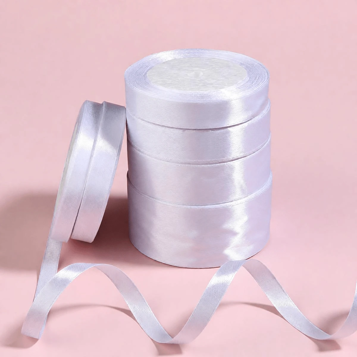 10-38毫米优雅白色缎带 - 25码，涤纶工艺胶带，适用于礼品包装和蛋糕装饰 - 白色 - 查看 1