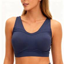 Under Armour SmartForm Evolution Mid Sports Bra, Supportive Everyday Activewear For Women, Yoga Training Bra 1373826-558