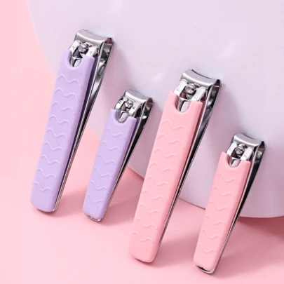 Set de 4 piezas de Manicura Profesional - Cortaúñas de acero inoxidable de alta calidad con mangos de silicona suave, herramientas de cuidado de uñas para recortar uñas de los dedos de las manos y los pies, y uñas gruesas, diseño portátil para viajes para hombres y mujeres, accesorio de belleza duradero, gran idea de regalo