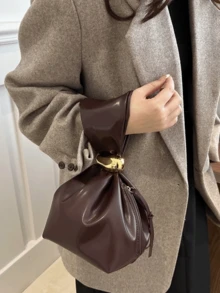 1pc Solid Color PU Leather Handbag, Burgundy Ancora Design, Women's Personalized Mini Cloud Pleated Bag With Metal Decor Zipper Closure, Suitable For Daily And Outdoor Use , New Year , Burgundy Bag - Màu Đỏ Sâu - Xem 8