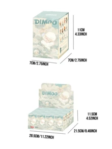 POP MART DIMOO 记忆收藏系列盲盒，包含12款常规版+1款隐藏版，设计灵感源于时光，旨在纪念珍贵回忆和温暖情感纽带，以柔和梦幻的美学风格和怀旧的故事讲述。隐藏版“在你怀里”为限量版收藏艺术玩具系列，适合 DIMOO 粉丝和盲盒收藏家，可摆放在桌面或家中，是送给女友、男友或伴侣的理想礼物，也是生日、情人节、周年纪念日和其他重要场合的贴心之选。 - 彩色 - 查看 4