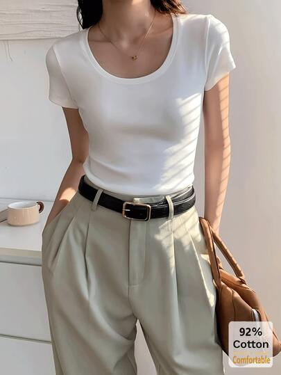 Áo thun nữ cổ chữ U tay ngắn màu trơn, áo lót dáng ôm thoải mái đa năng cho mùa hè.