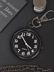 1 st miniklocka med hänge, svart urtavla, vita siffror, rostfritt stål, moderiktiga kvarts-unisexklockor för män/kvinnor, nyckelringsdesign, lämplig för dagligt bruk och som nyckelringstillbehör eller ryggsäckstillbehör och nyckelringstillbehör, som födelsedagspresenter, julklappar, skolpresenter för män, kvinnor, studenter - Svart - Visa 3