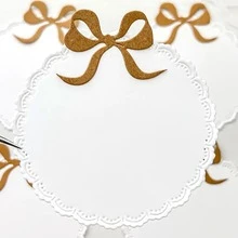 1个蕾丝边蝴蝶结切割模具，适用于剪贴簿、圆形创意卡片压花模具切割器，适合节日装饰剪贴簿纸艺、手工卡片制作DIY、优雅剪贴簿、婚礼、生日、情人节、复活节卡片等。 - 銀色 - 查看 2